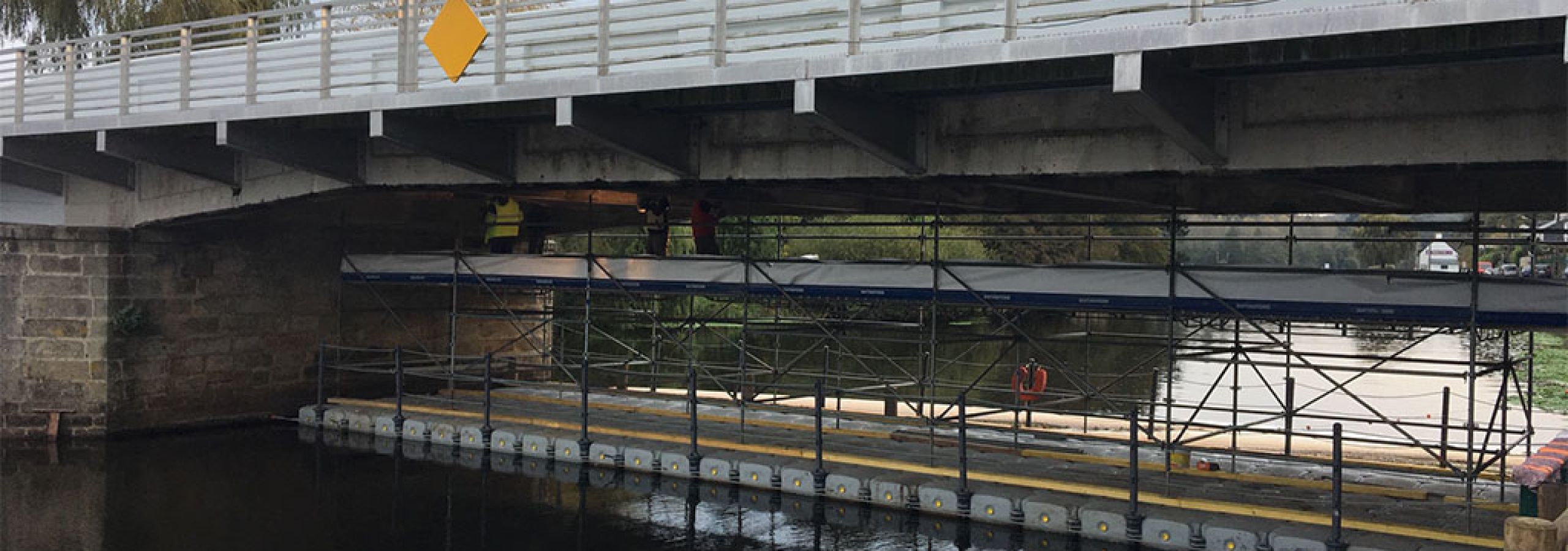 réparation d'un pont à lochrist dans le morbihan